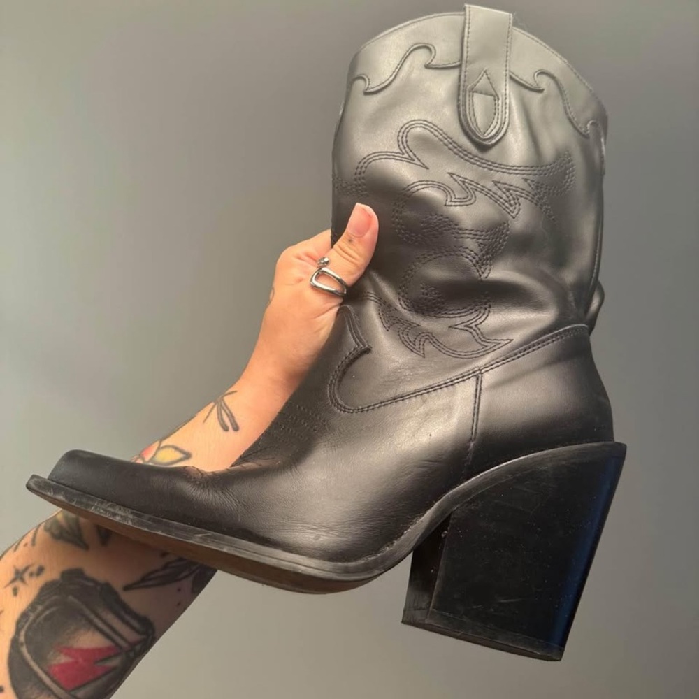 L'INTERVALLE Black Heeled Cowboy Boots - Picture 1 of 4